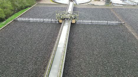 trabajos de tratamiento de aguas residuales saffron walden essex reino unido drone revela aérea