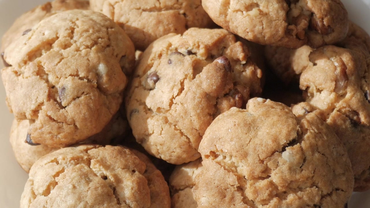Close up shot of bowl of cookies