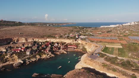 Luftdrohnenvideo-Aus-Malta,-Mellieha-Und-Umgebung