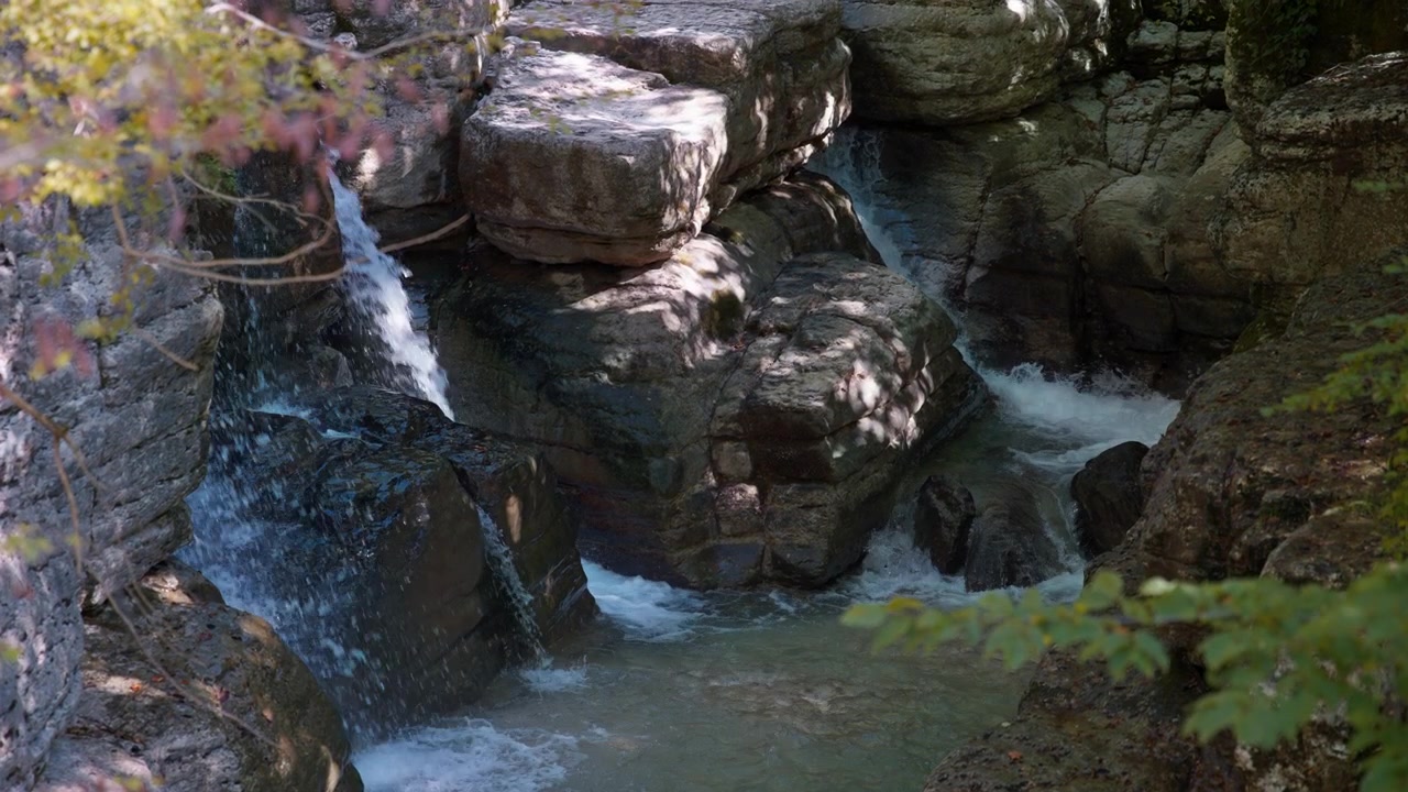 Water stream cascading through the rocks