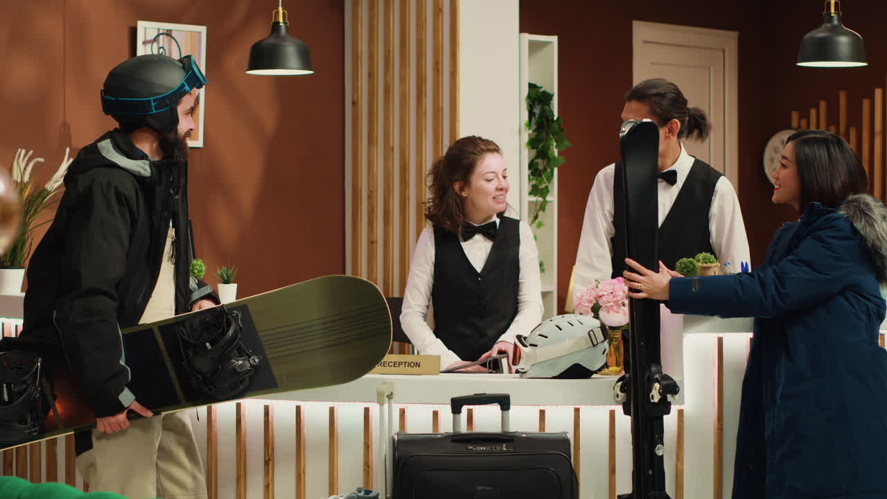 스키장에 오는 활동적인 커플