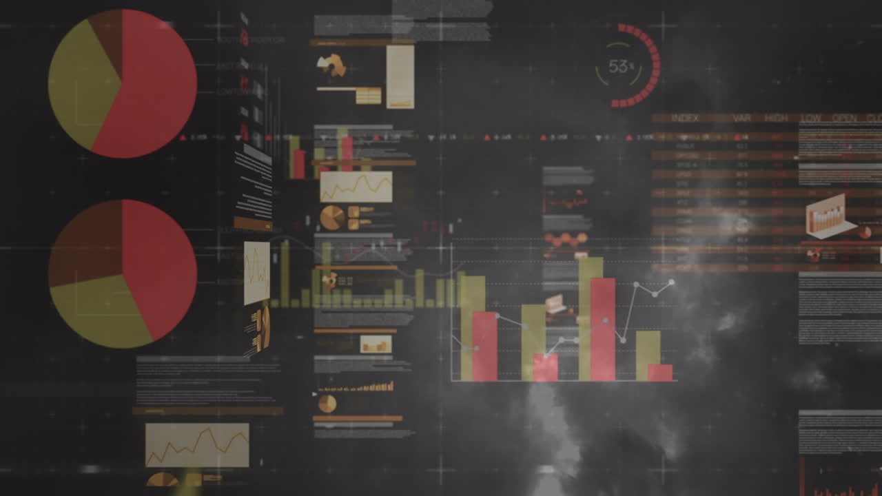 animación del procesamiento de estadísticas sobre el relámpago en el cielo con nubes