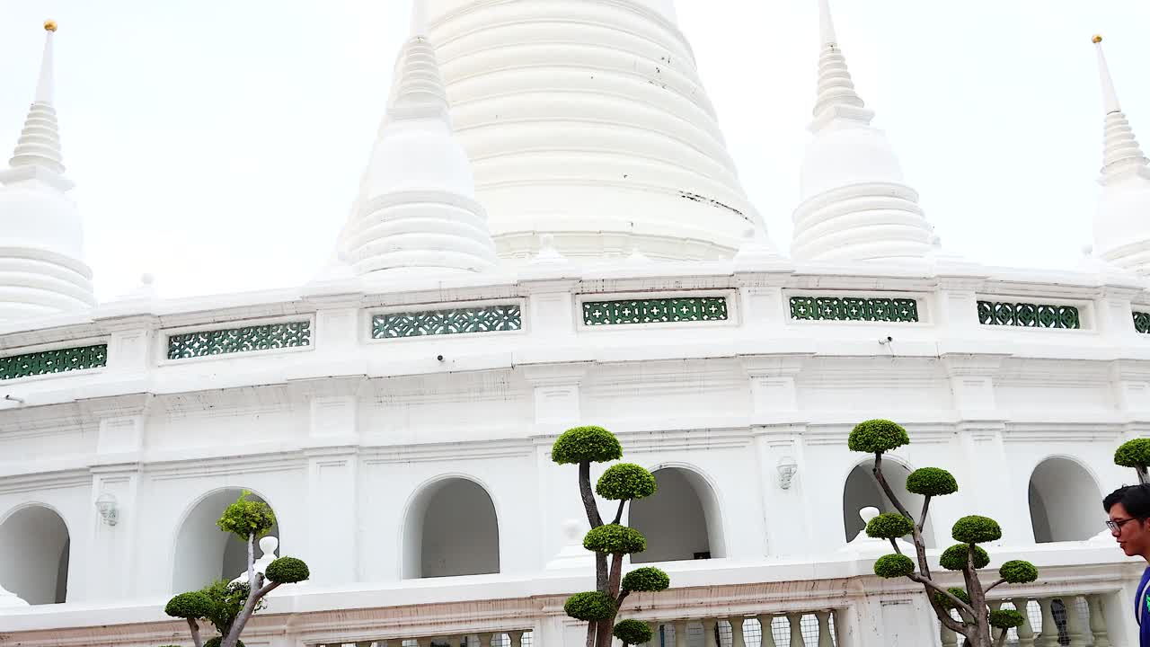 색 파고다 세부 사항