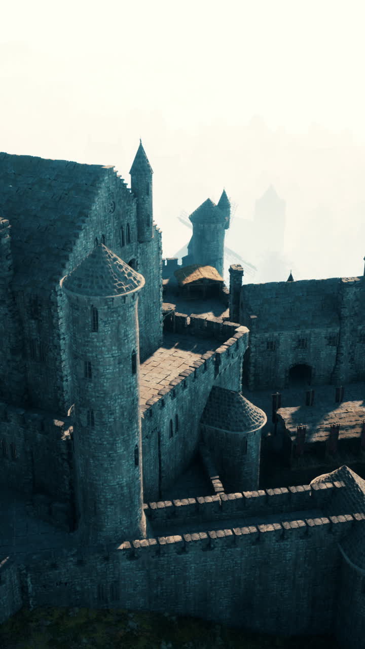un castillo medieval en la niebla