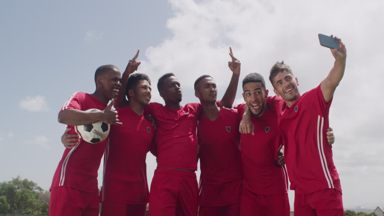 ¡muéstranos un poco de apoyo en línea!