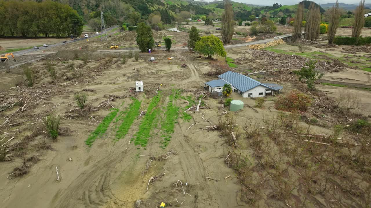 Plantação de frutas destruída por ciclone na Nova Zelândia, alterações climáticas