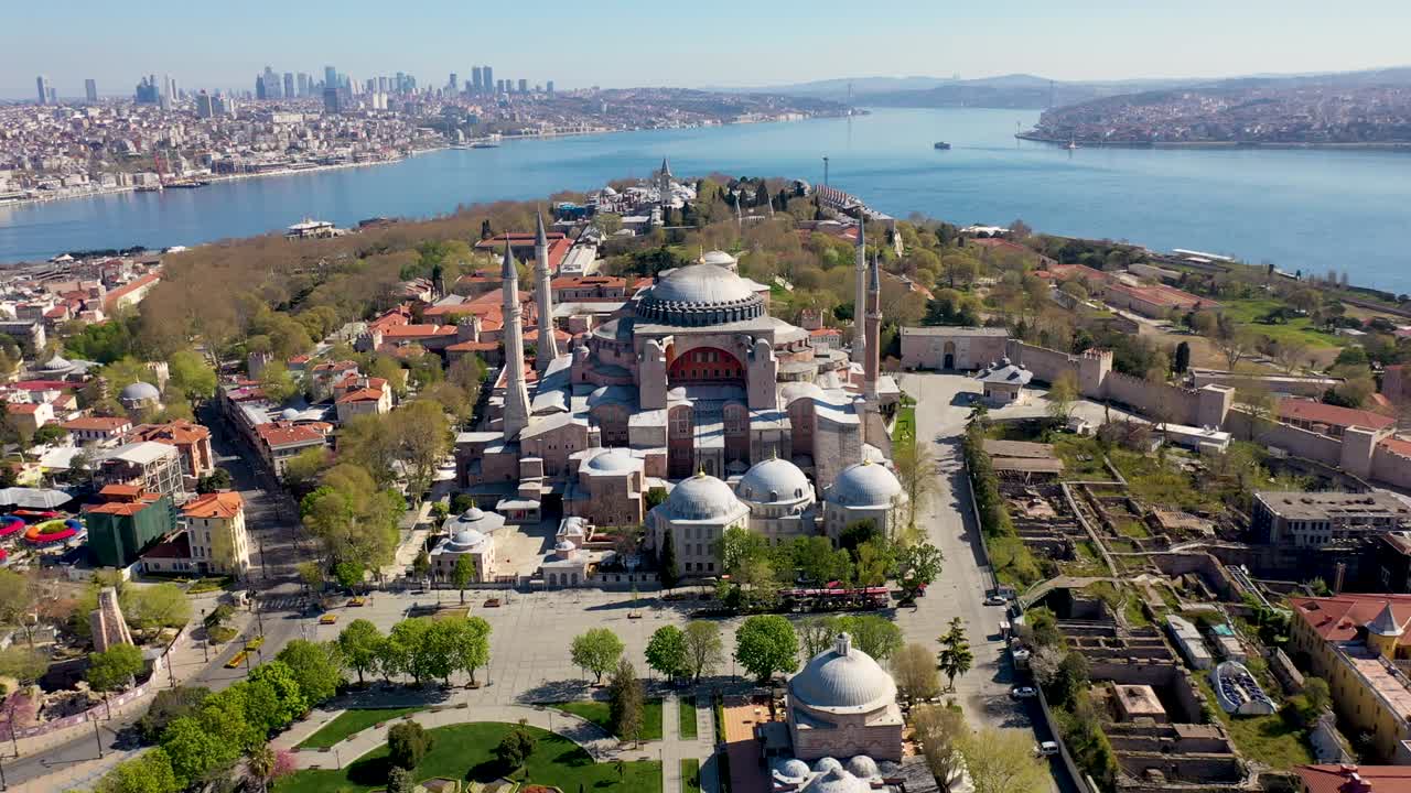 hagia sophia vista aérea con un avión no tripulado desde estambul.