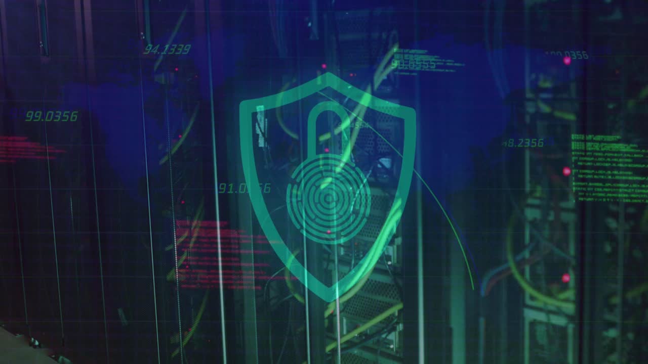 números flotando sobre el candado de seguridad y el icono de escudo contra el primer plano de un servidor de computadora