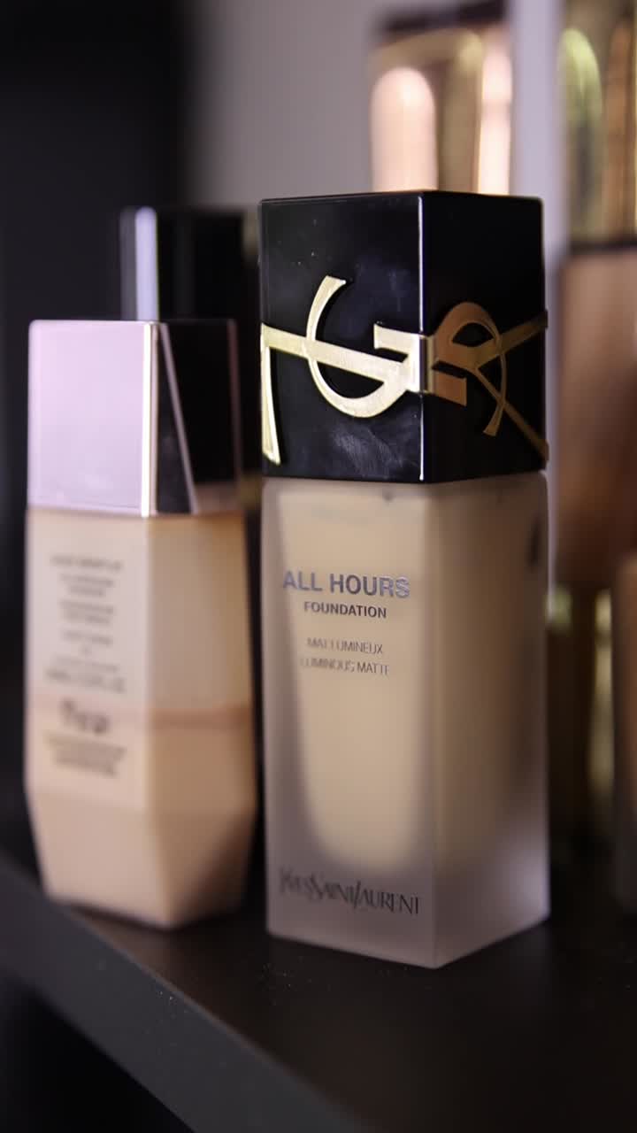 Fondotinta YSL All Hours