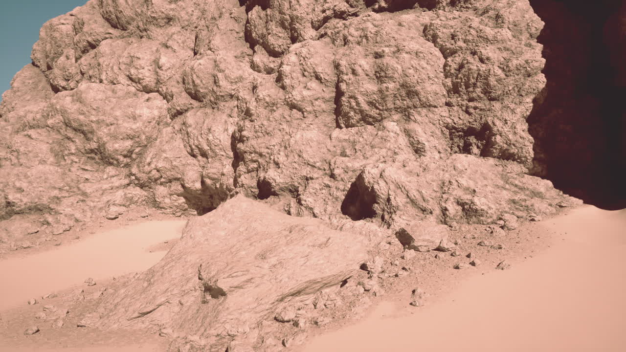 formación rocosa masiva en el desierto