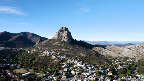 view of the town of bernal nad the peña in queretaro