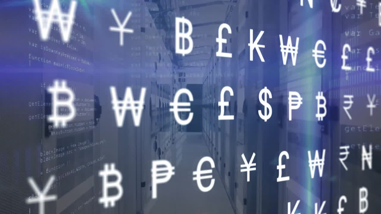Animazione di simboli di valuta ed elaborazione dati su server di computer