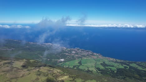 paisaje volcánico de la isla de pico en las azores