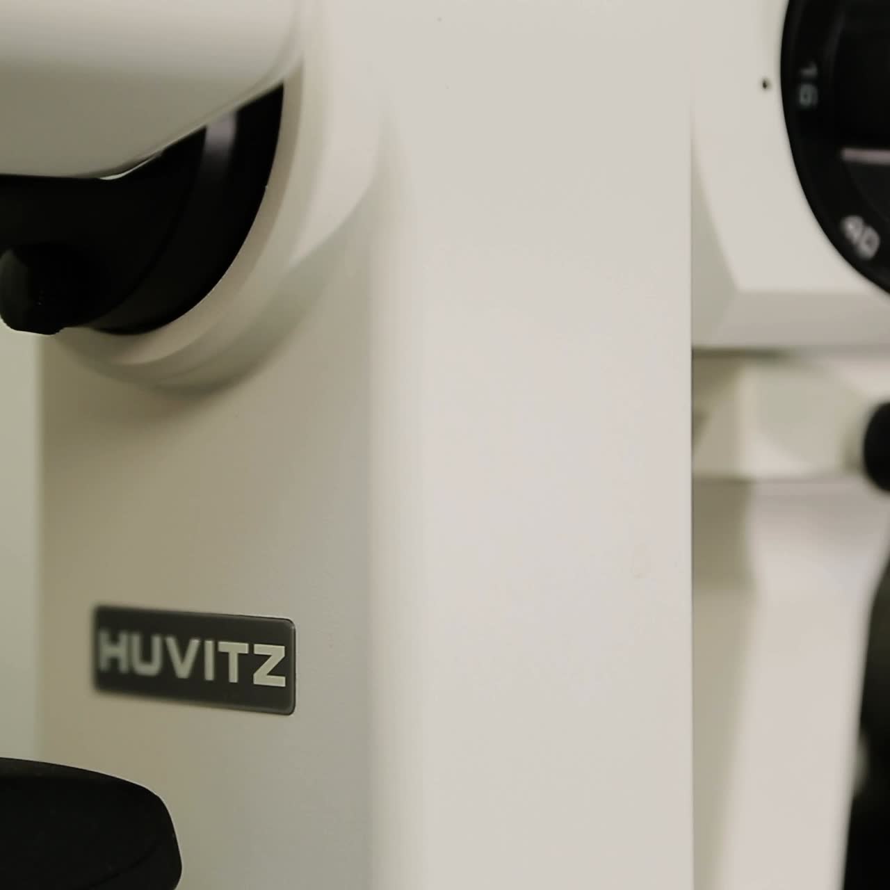 осмотр глаз