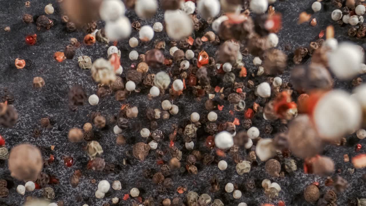 슈퍼 슬로우 모션으로  ⁇ 은 후추  ⁇ 어리 드라이  ⁇ 스 후추  ⁇ 어리 클로즈업