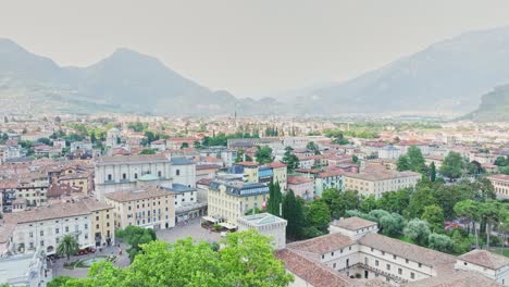 establishing shot of riva del garda, italy