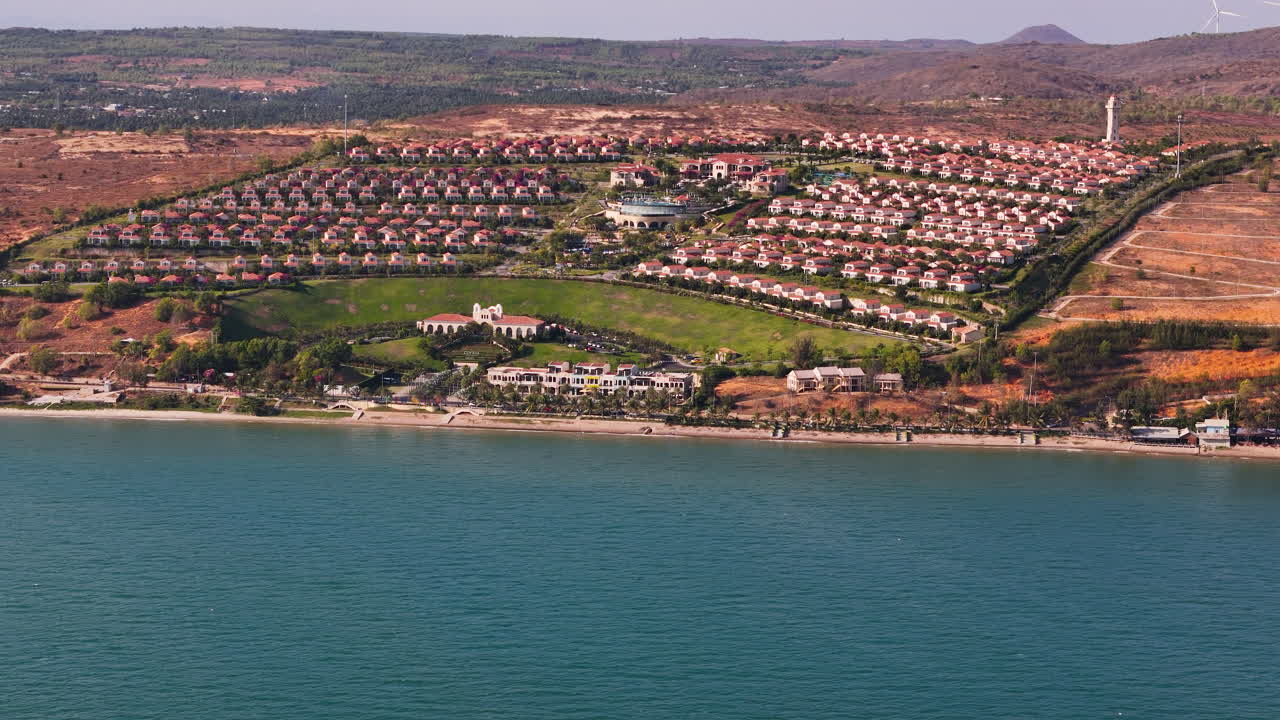 hotel de 5 estrellas, spa y complejo turístico en mui ne, phan thiet binh thuan, vietnam