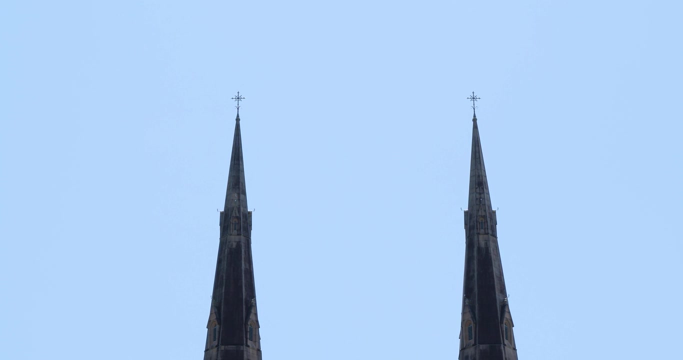 Le guglie della Cattedrale di St Mary a Sydney, Nuovo Galles del Sud, Australia.