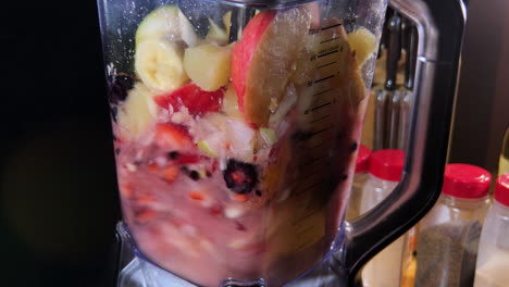 blending fruit smoothie