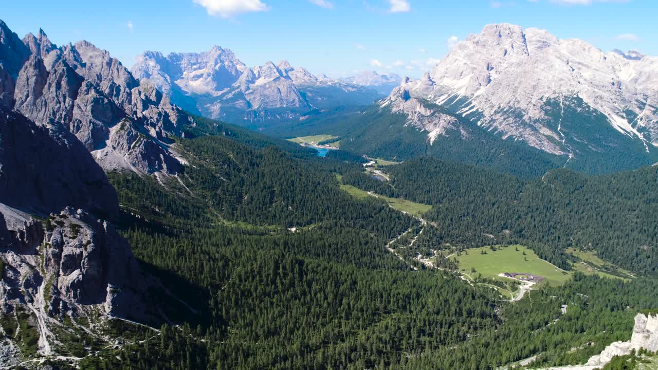 parque natural nacional de tre cime en los alpes dolomitas. la hermosa naturaleza de italia.