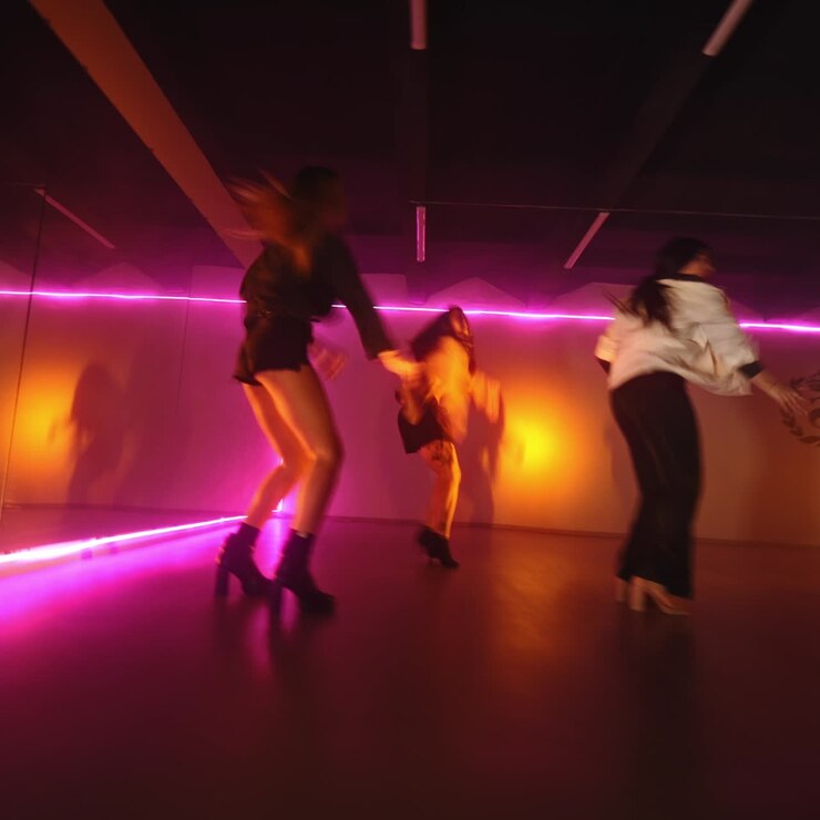 Dancers party perfomance. Modern dancing group of people