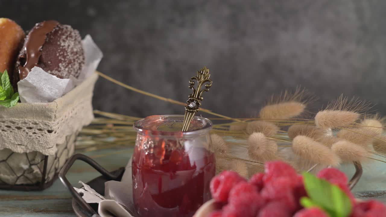 포르투갈식 설탕으로 긴 반죽