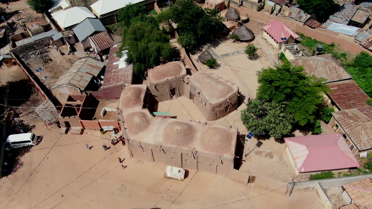 아르군구, 나이지리아, 케비 주에 있는 어도비 칸타 박물관의 조감도