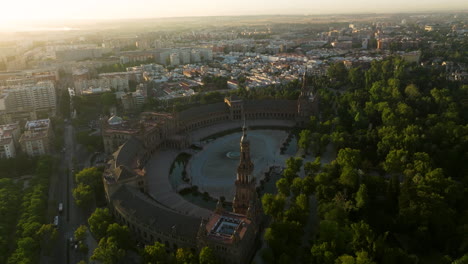 Regionalism-Architecture-Of-Plaza-de-España-In-The-Parque-de-María-Luisa-In-Seville,-Spain