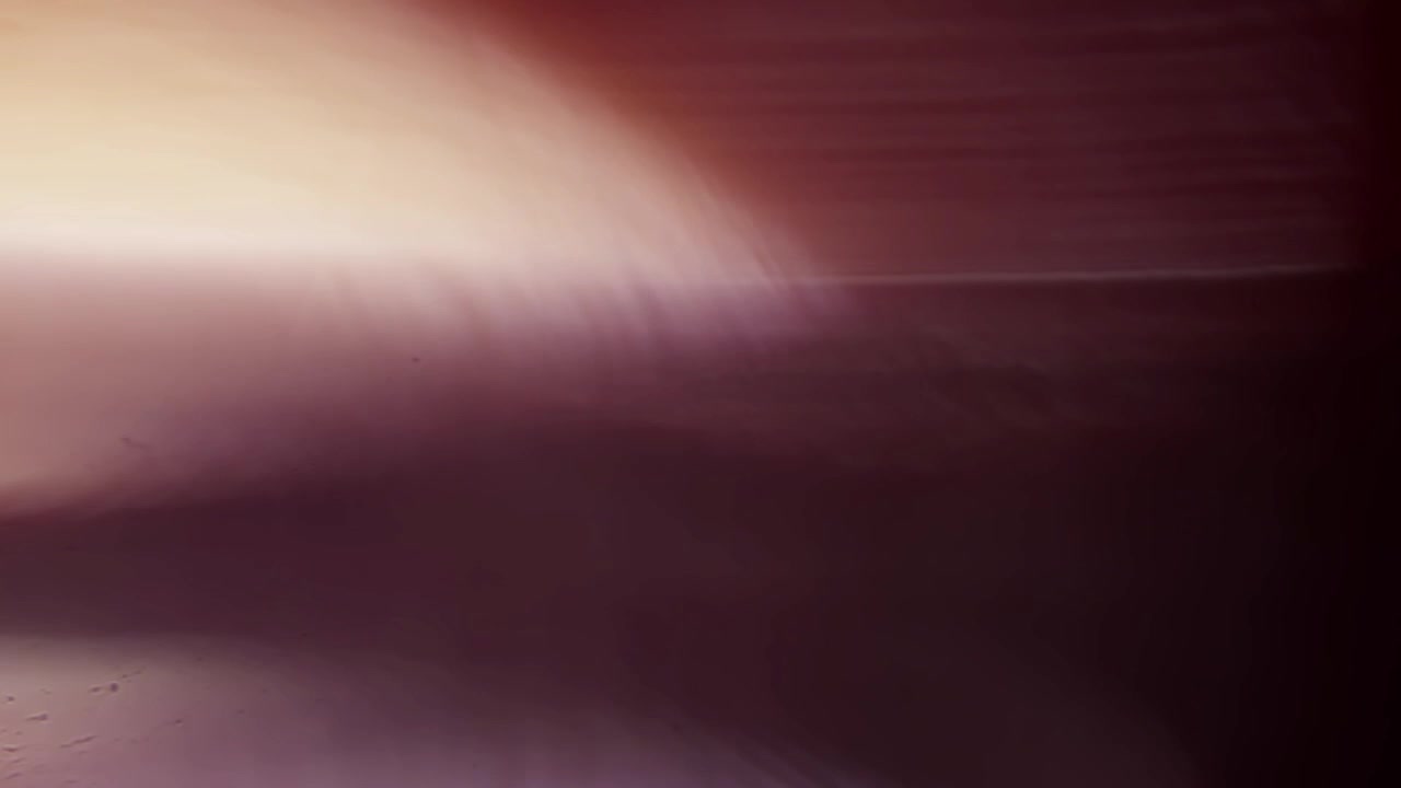 Transição Cinematográfica com Vazamentos de Luz e Reflexos Ópticos