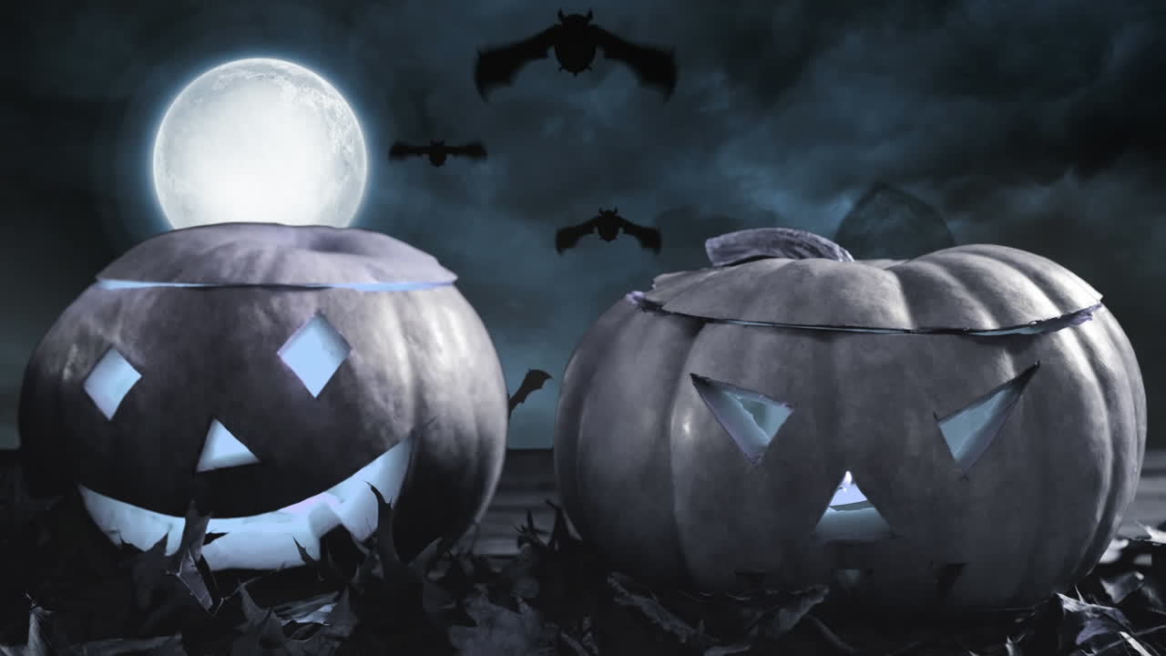 구름 을 은 달빛 의 밤 하늘 에 반이는 자크 오 랜턴