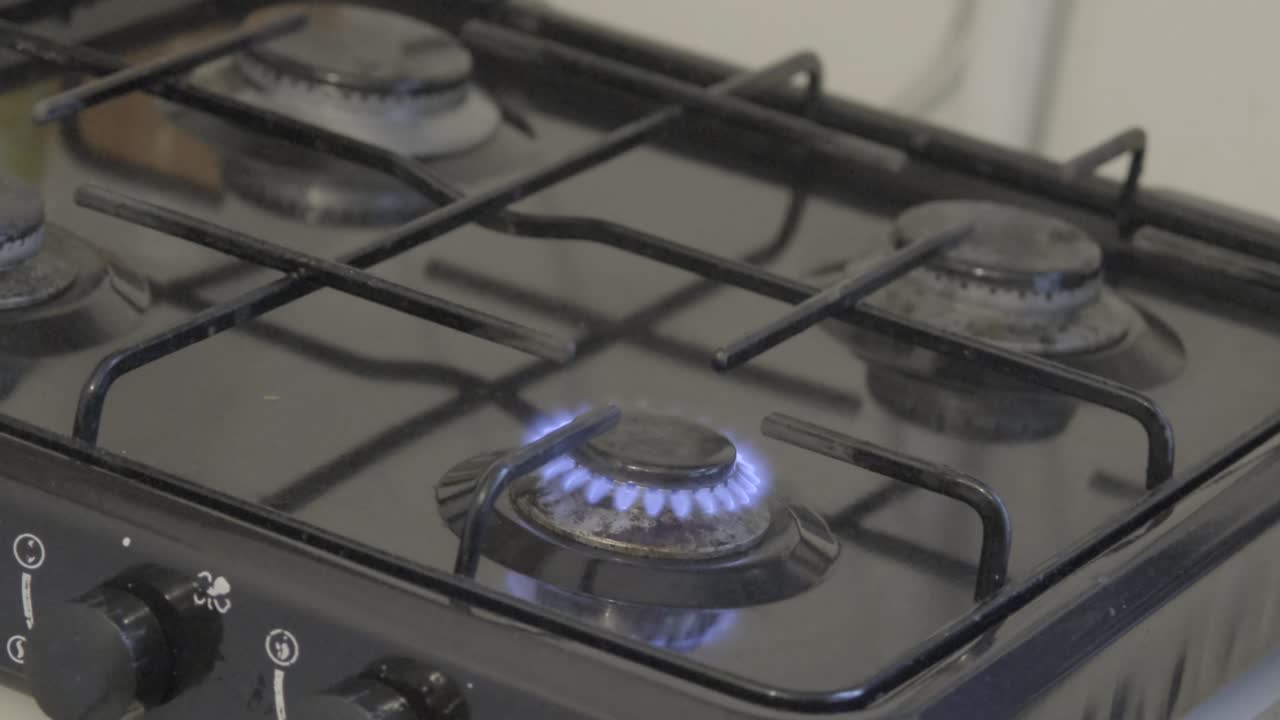 파란색 가스 스토브