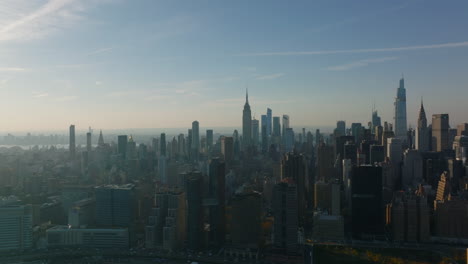 Aerial-panoramic-view-of-high-rise-office-or-apartment-buildings-in-midtown.-One-Vanderbilt,-Chrysler-and-Empire-State-Building.-Manhattan,-New-York-City,-USA