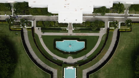 Bird's-eye-view-rising-over-front-entrance-Laie-Hawaii-LDS-Temple,-Oahu,-Hawaii