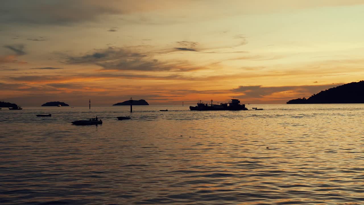 Beautiful Summer Sunset At Waterfront Seafood Night Market Sabah,Boat,Island,Jetty And Seafood Eateries,Kota Kinabalu,Malaysia.