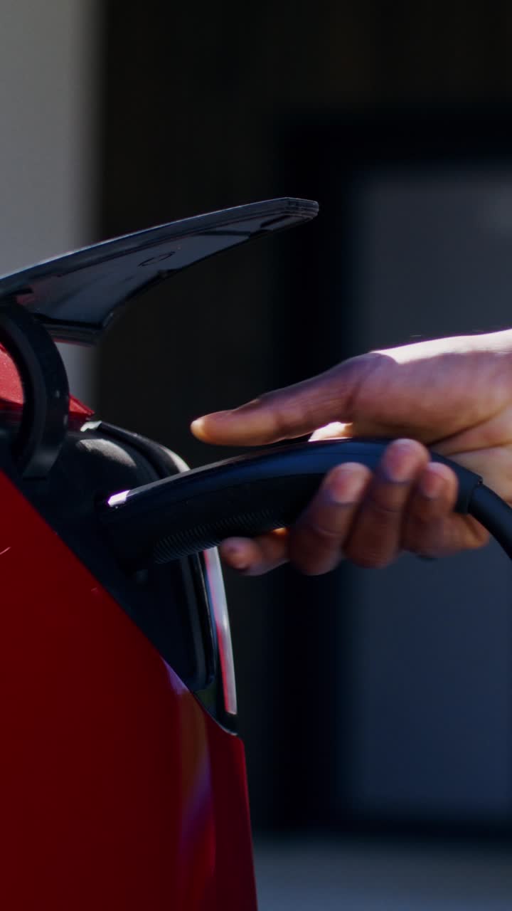 cargando un coche eléctrico