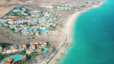 Amazing-Esquinzo-beach-with-endless-horizon