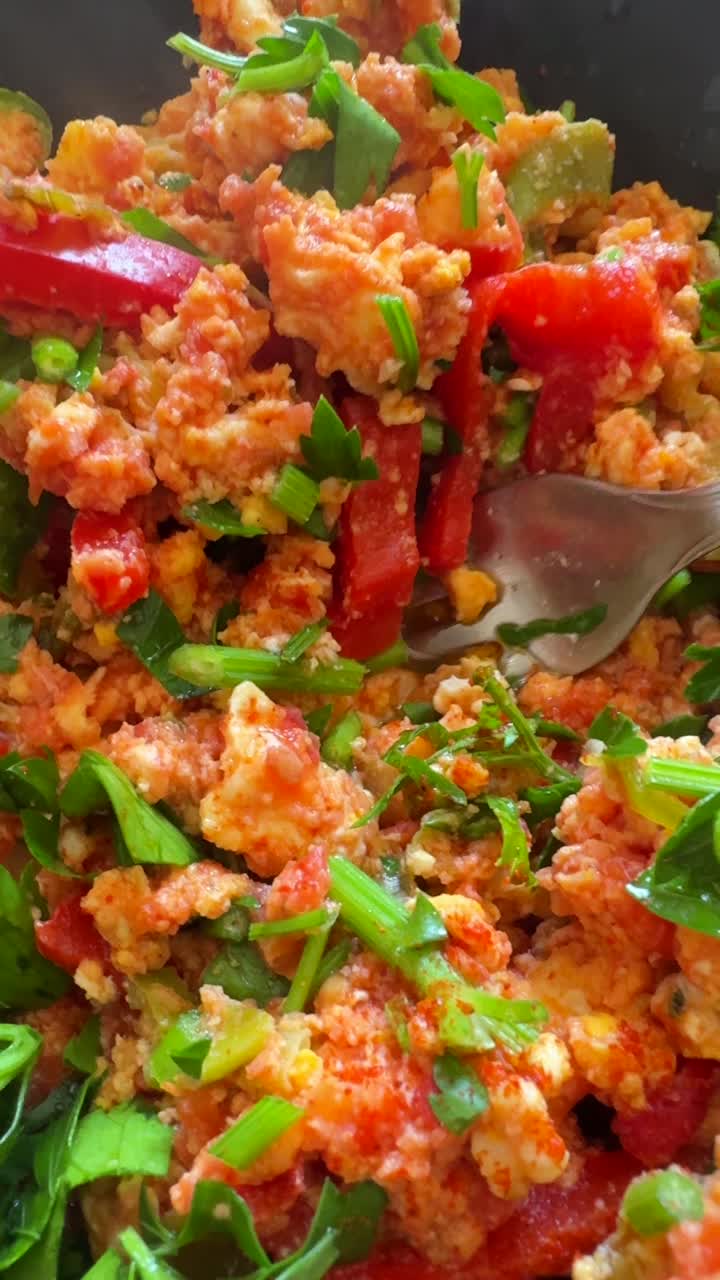 huevos revueltos con verduras