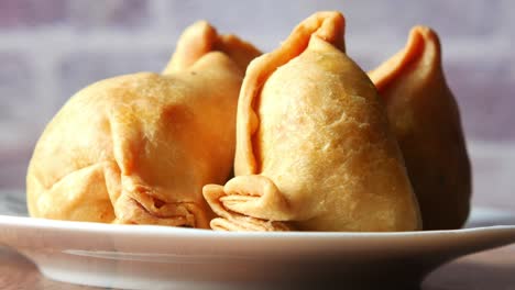 delicious samosas