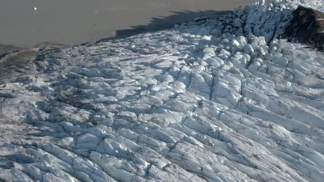 vista del iceberg del glaciar en el paisaje de la naturaleza ártica en alaska, estados unidos