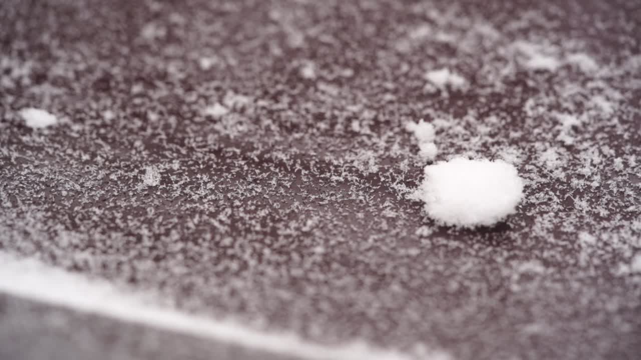 뉴저지 교외의 눈 내리는 날