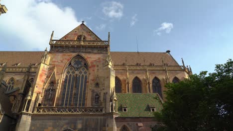 because of st martin's church past as a collegiate church, is also known als collégiale saint-martin, and because of its large dimensions, as cathédrale saint-martin