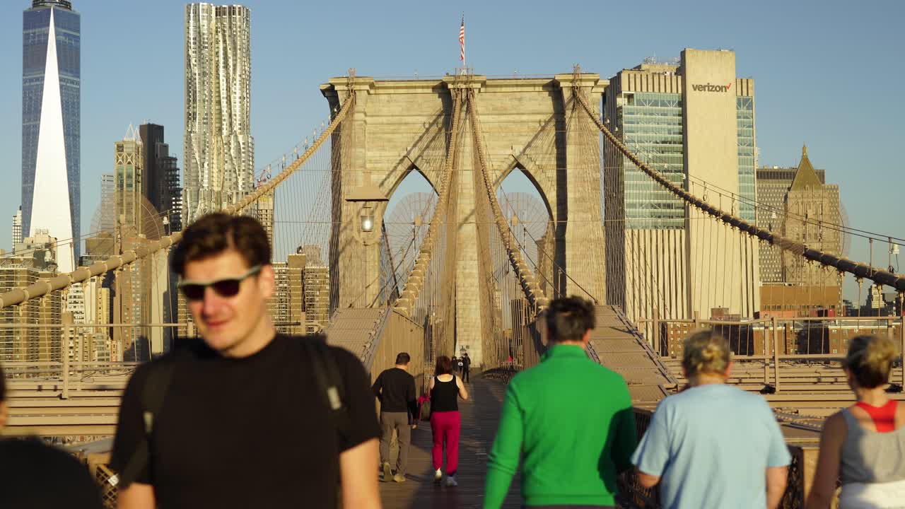Brooklyn Bridge is a large-scale steel and stone cable-stayed suspension bridge in New York