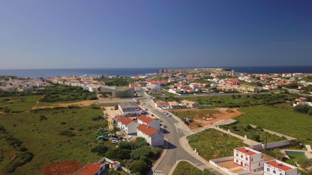 fotografía aérea de la zona rural de sagres, algarve, portugal