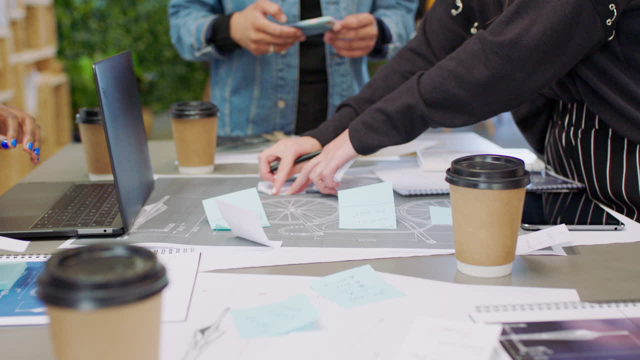 기계, 기술 및 자전거 기술 팀