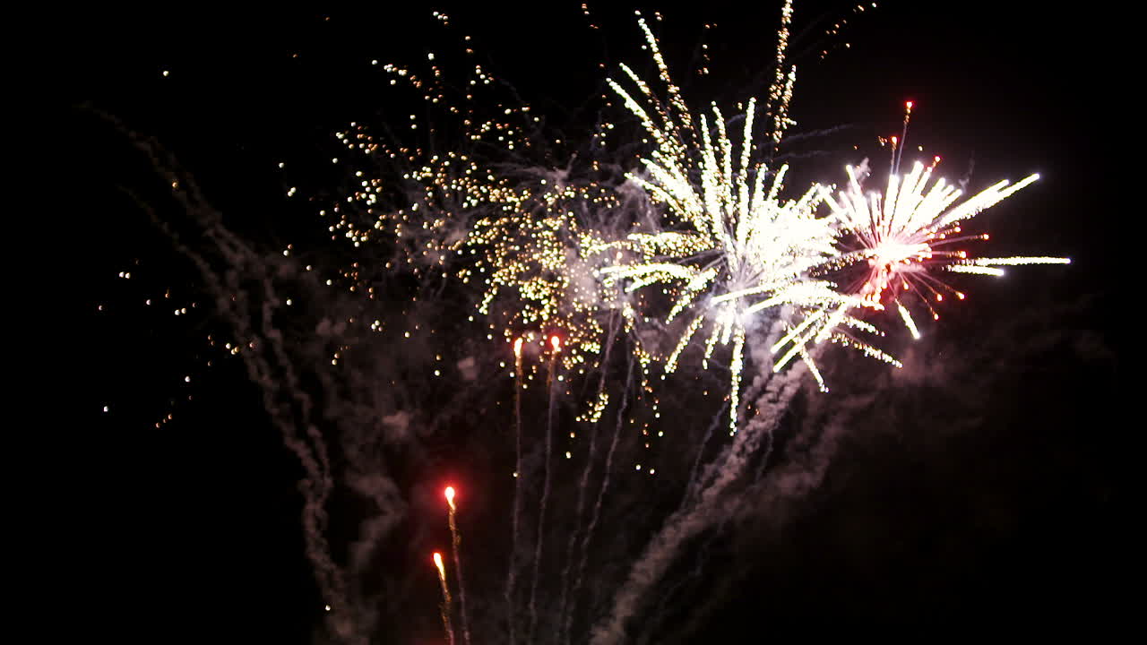 espectáculo de fuegos artificiales de año nuevo 15