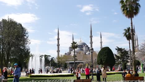 the blue mosque in istanbul, turkey