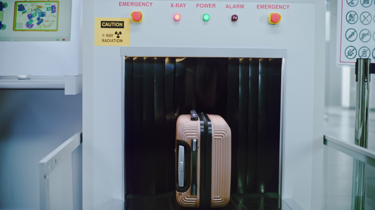 공항 보안 스레이 검사