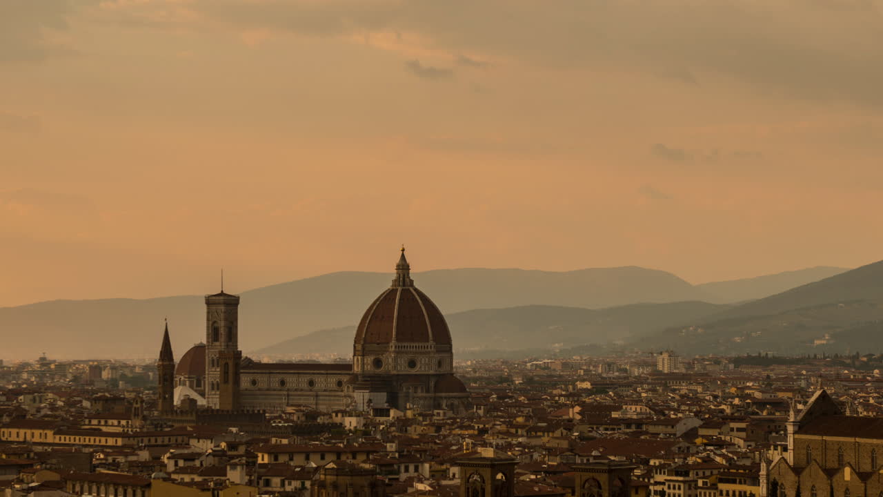 Time Lapse of Beautiful Florence City, Dome