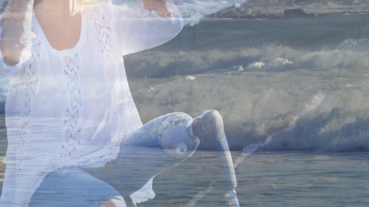animación de un paisaje marino sobre una mujer caucásica discapacitada con una pierna artificial