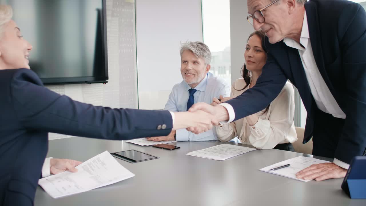 buen trato entre socios comerciales